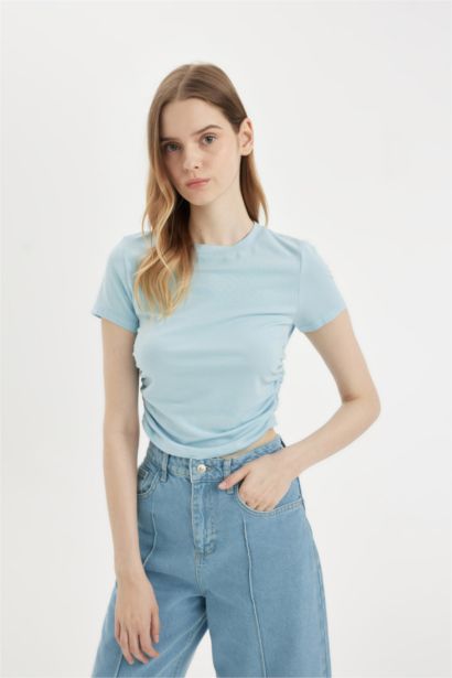 T-shirt slim à col rond en modal et à manches courtes