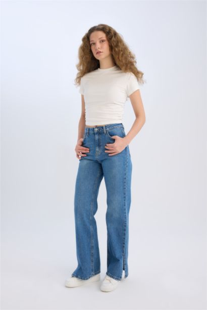 Fitted Crew Neck Short Sleeve T-Shirt