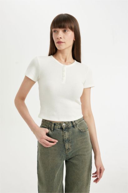 Fitted Crew Neck Waffle Short Sleeve T-Shirt