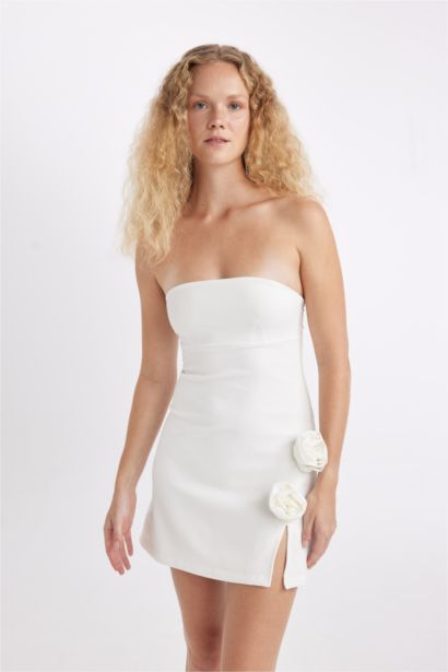 فستان قصير بوديكون بدون حمالات