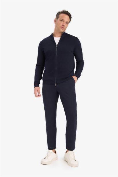 Cardigan en tricot à col roulé Coupe standard