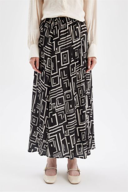 Pleat Maxi