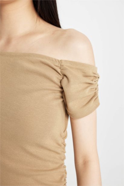 Bodycon Vücudu Saran Tek Omuzlu Fitilli Kaşkorse Kısa Kollu Midi Elbise