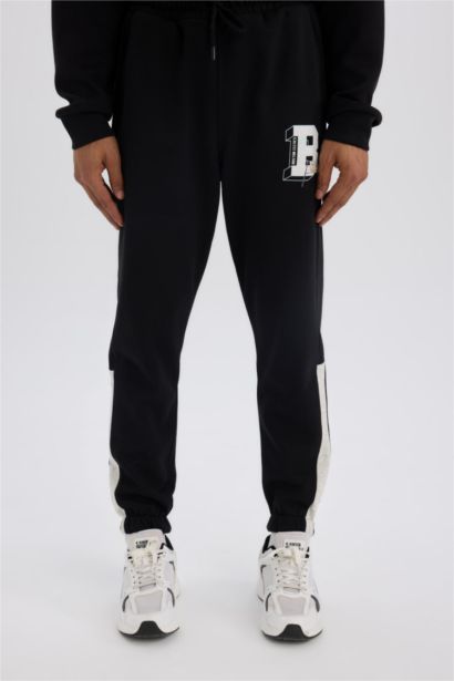 NBA Boston Celtics Jogger Eşofman Altı Standart Fit Beli Bağcıklı Cepli Lastikli Paça