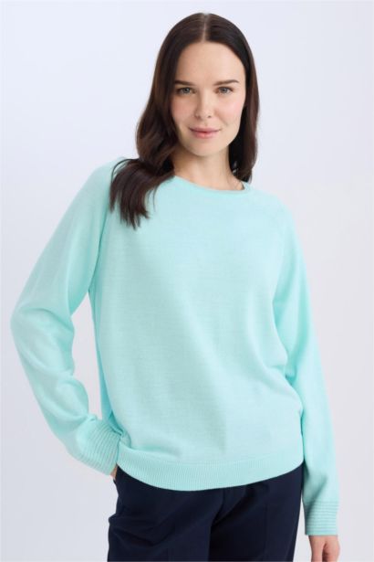 Regular Fit Crew Neck Glitter Detailed Knitted Tunic