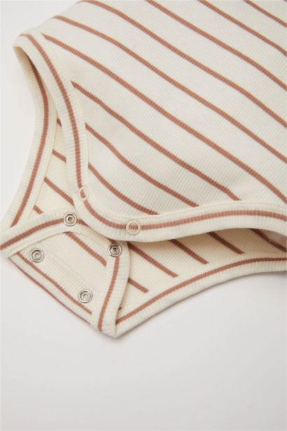 طقم  ولادي مخطط ريبانا - قطعتين