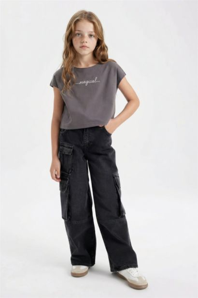 Girl Slogan Printed Side Printed Crop T-Shirt