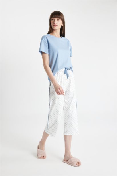 Pijama Takımı Bisiklet Yaka Baskılı Kısa Kollu Üst Beli Lastikli Kapri Alt