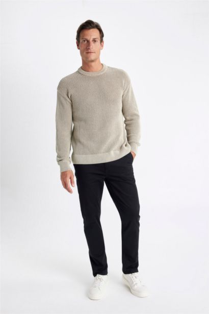 Relax Fit Crew Neck Textured Knitted Pullover
