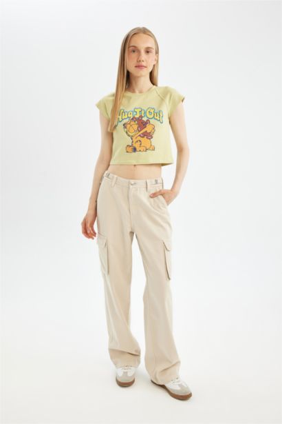 تيشيرت نص كم سليم فيت مطبوع من غارفيلد