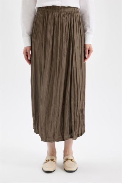 A Cut Maxi