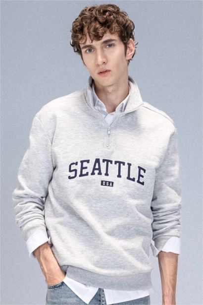 Relax Fit Zippered Stand Collar Printed Thick Sweatshirt