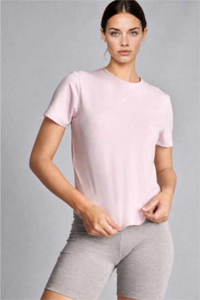 Standard Fit Short Sleeve T-Shirt