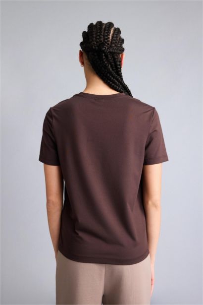 Standard Fit Crew Neck Sports T-Shirt