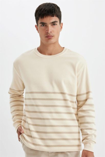 Comfort Fit Crew Neck Thick Fabric Sweatshirt