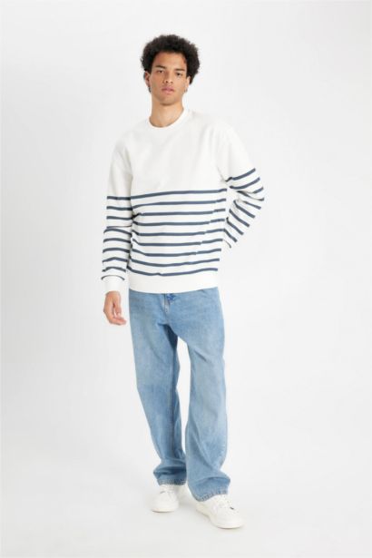 Boy White Comfort Fit Crew Neck Striped Thick Sweatshirt