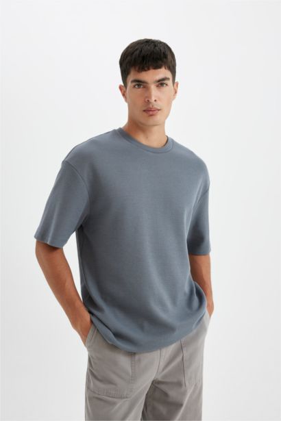 T-shirt 100% coton à col rond et coupe décontractée