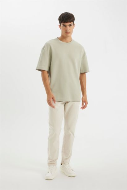 T-shirt en coton à col rond et coupe décontractée