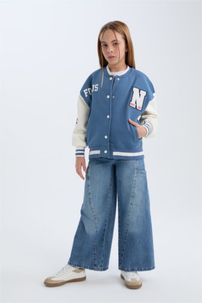 كارديجان بناتي بطبعة شعار تقيل اوفر سايز برقبة مستديرة ببطانة ناعمة