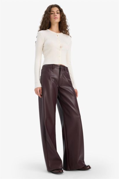 Широкие брюки из искусственной кожи с нормальной талией и стандартной длиной