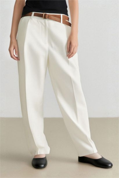 Carrot Fit Gabardin Kumaş Pantolon Kemerli Yüksek Bel Kısa Paça