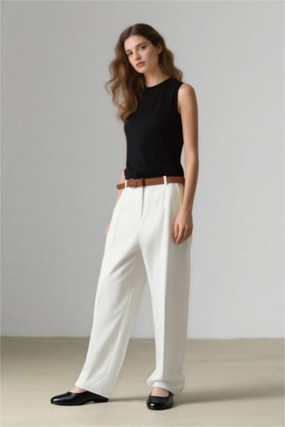 Carrot Fit Gabardin Kumaş Pantolon Kemerli Yüksek Bel Kısa Paça