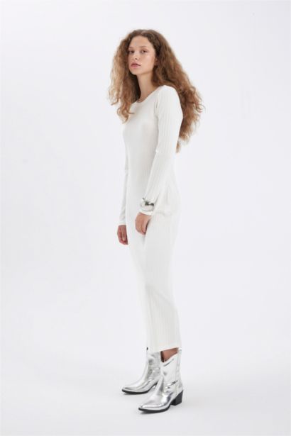 тығыз көйлек с мойын ұзын жеңді Ұзын жеңді трикотаж көйлек