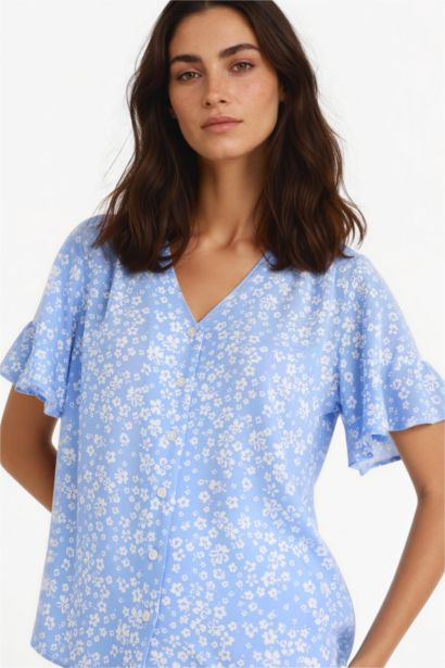 Regular Fit Çiçekli V Yaka Kısa Kollu Gömlek