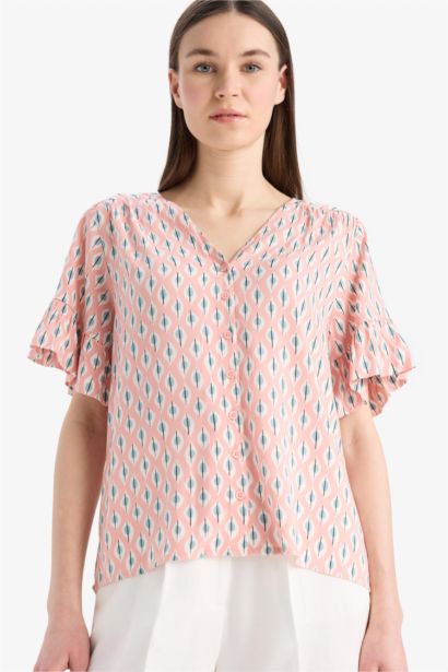 Regular Fit V-Neck Short Sleeve Shirt