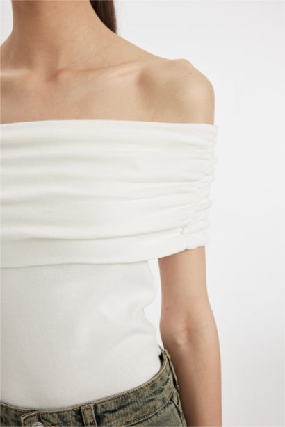 Slim Fit Open Shoulder Ribbed Short Sleeve T-shirt