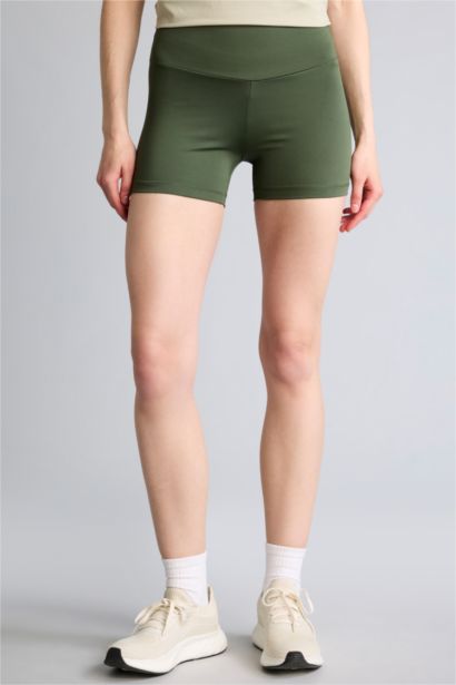 Regular Fit Wide Leg Shorts