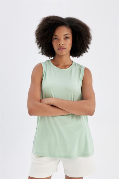 DeFactoFit Long Fit Bisiklet Yaka Sporcu Modal Atlet