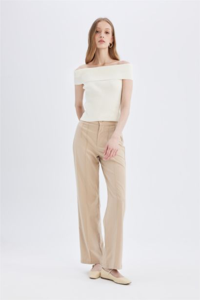 Fitted Open Shoulder Basic Knit T-Shirt