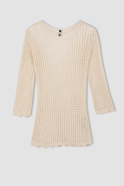 فستان قصير كروشيه ردن طويل قصة عادية