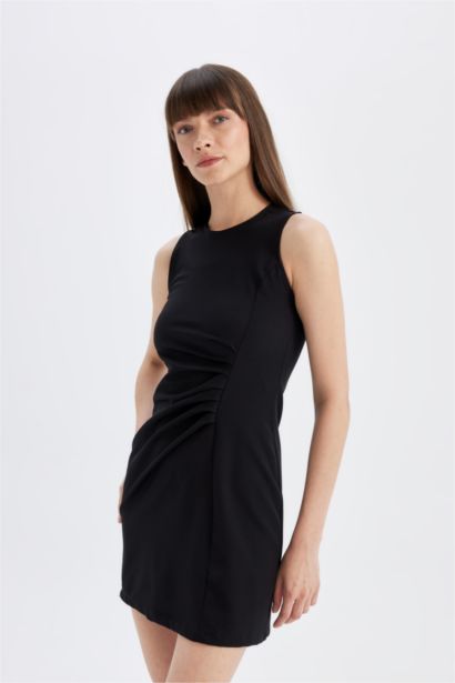 Robe Midi noire sans manches