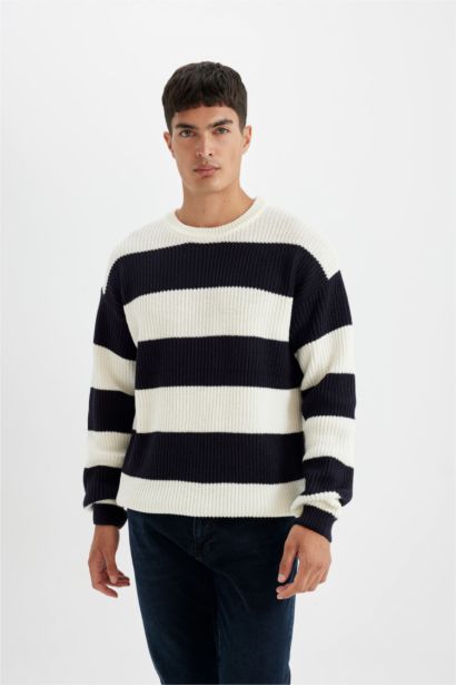 بلوز صوف قصة مريحة بياخة مستديرة