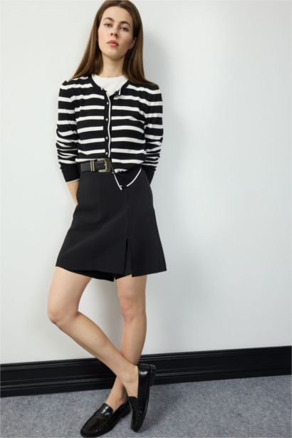 جاكيت تريكو مخطط قصة عادية بياخة مستديرة