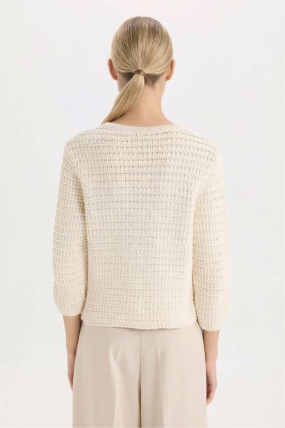 Кардиган стандартного кроя с круглым вырезом