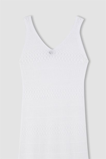 Fitted Sleeveless White Mini Dress