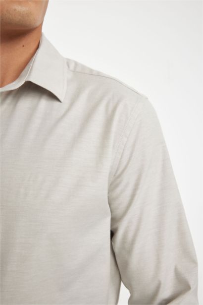 قميص بولو سادة كم طويل بوبلين مودرن فيت من مزيج الكتان