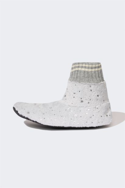 شبشب منزلي شتوي نسائي بكعب مسطح