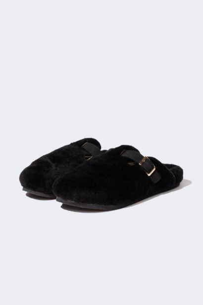 Kadın Düz Taban Toka Detaylı Ev Terliği