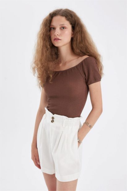 Fitted Off Shoulder Crepe Short Sleeve T-Shirt