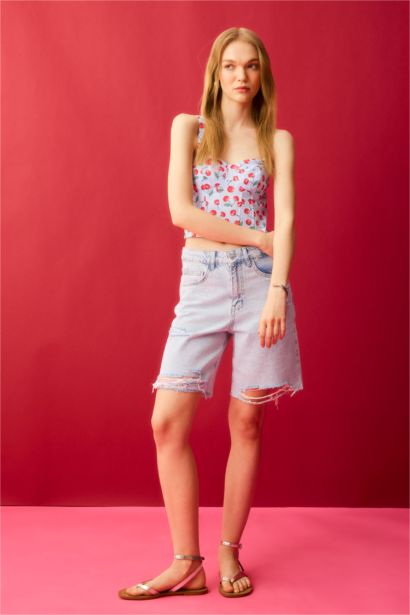 بلوزة كروب بوبلين بحمالات وطبعة كرز