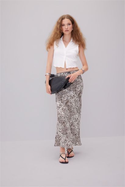 تنورة طويلة تايجر منسوج بخصر عالي