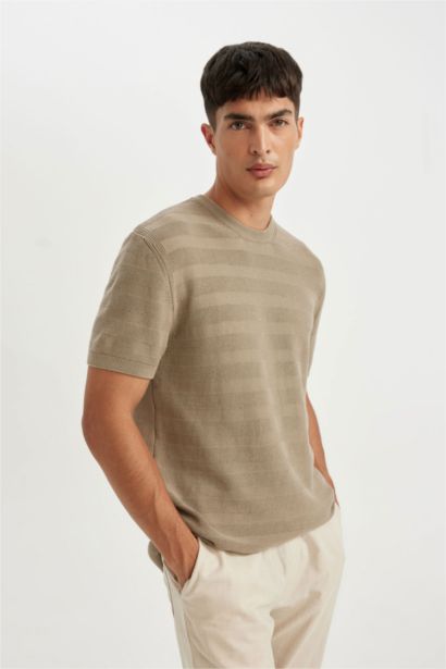 Standard Fit Crew Neck Knitwear T-Shirt