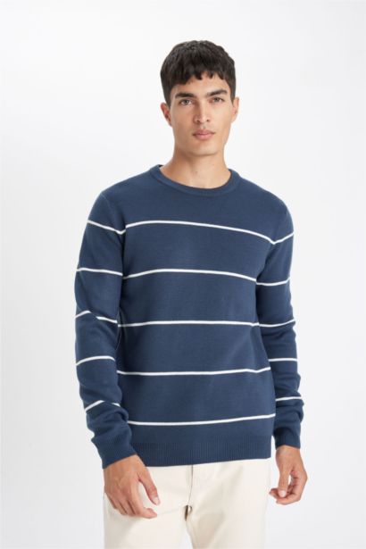 Standart Fıt Triko Kazak