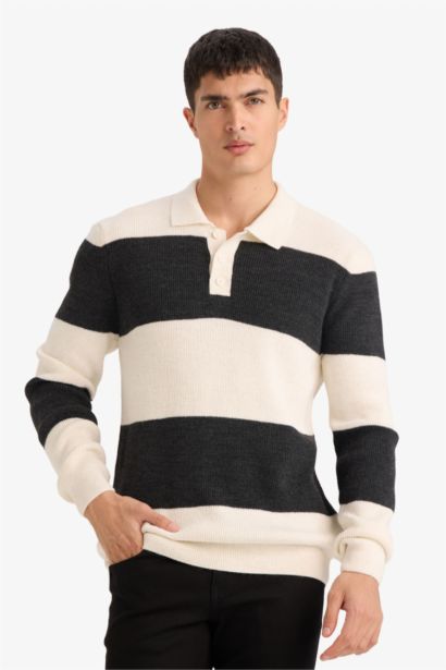 بلوفر تريكو قصة عادية بياقة بولو