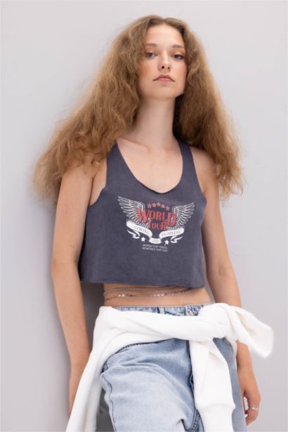 Loose Fit Printed Thick Fabric Crop Top