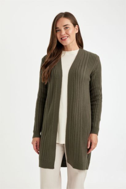 كارديجان طويل تريكو قصة عادية برقبة شال